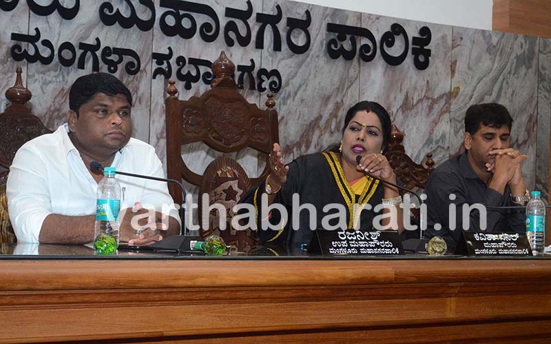 ದ.ಕ. ಜಿಲ್ಲಾಡಳಿತದ ನೇತೃತ್ವದಲ್ಲಿ ನಡೆಯುತ್ತಿದೆ ಪರಿಹಾರ ಕ್ರಮ: ಆಯುಕ್ತರು